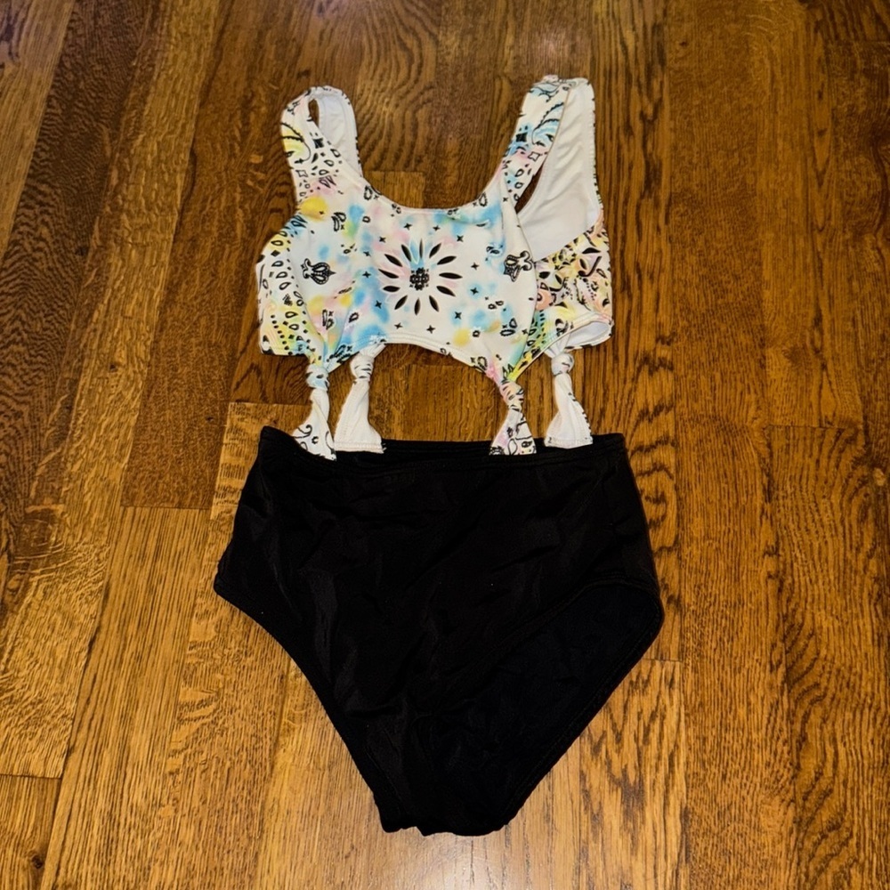 FBZ Girl’s Bandana Print Bikini Top with Black Bottom One Piece Size 6x
